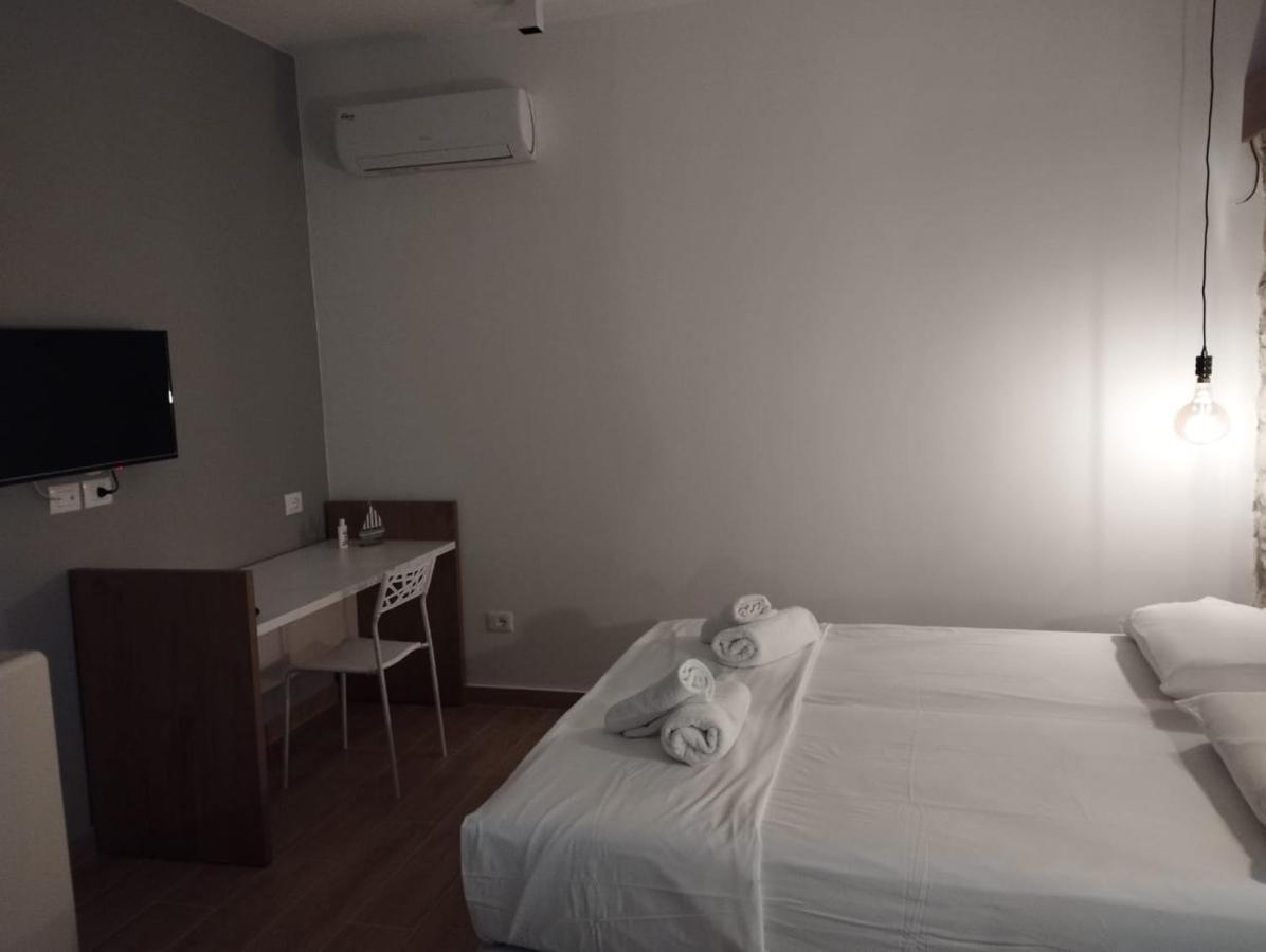 Comfort Guest Rooms Vila Hm Sarande Luaran gambar