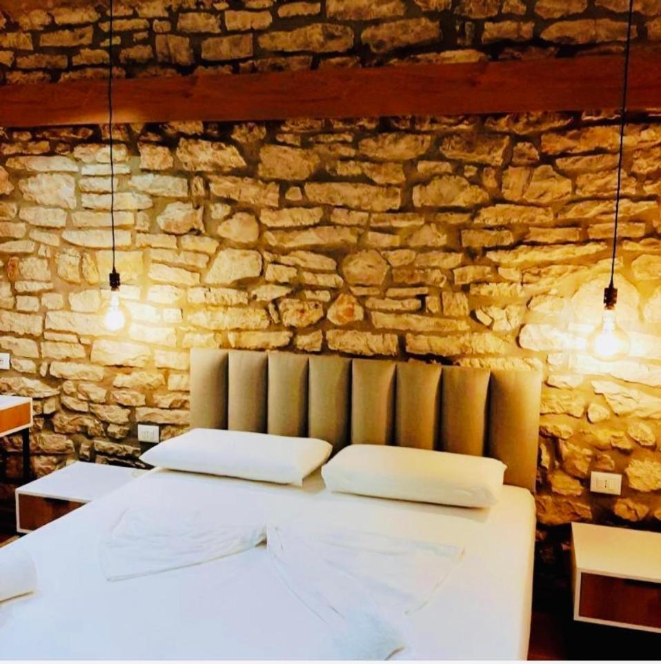 Comfort Guest Rooms Vila Hm Sarande Luaran gambar