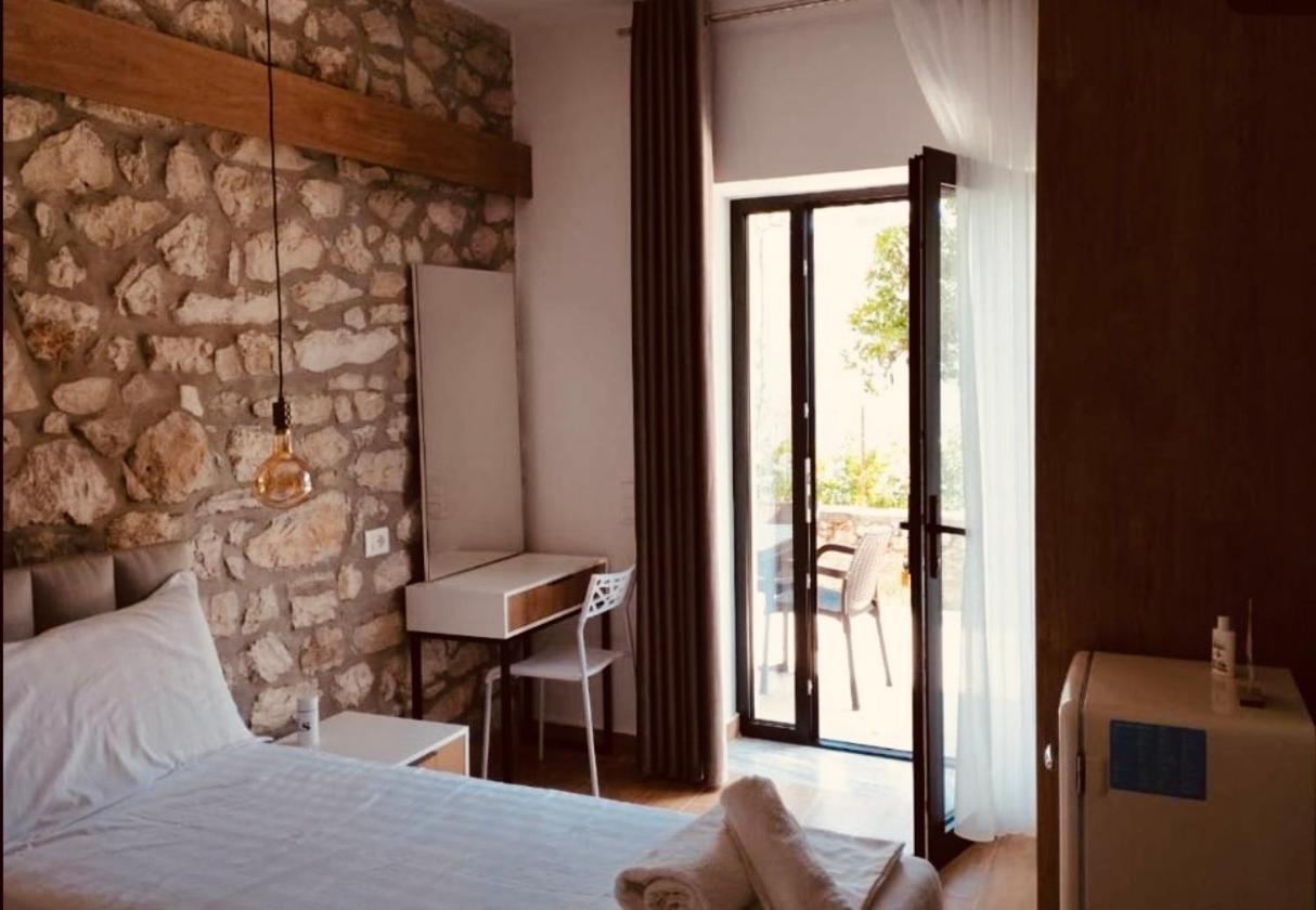 Comfort Guest Rooms Vila Hm Sarande Luaran gambar