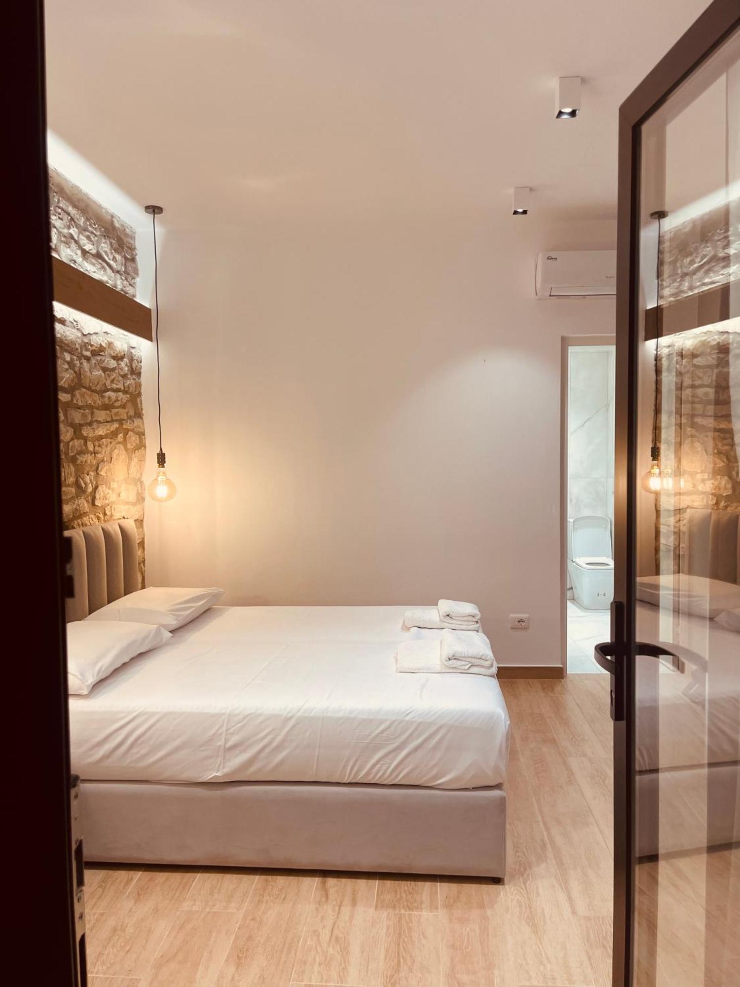 Comfort Guest Rooms Vila Hm Sarande Luaran gambar